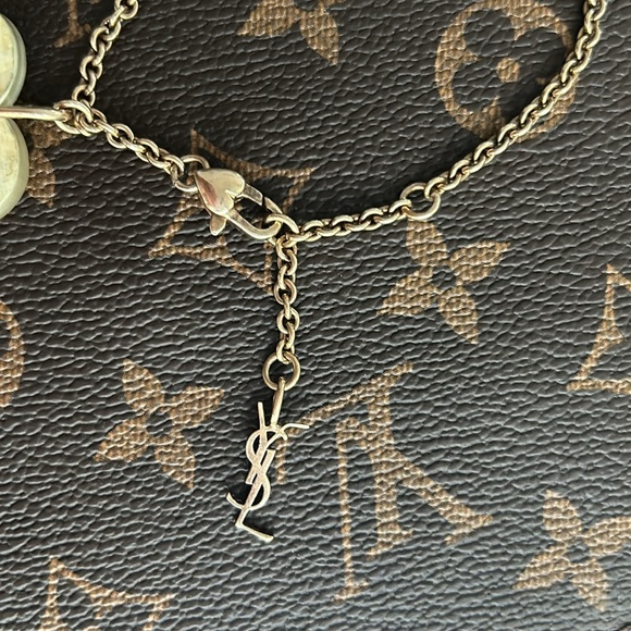 🤍✨YVES SAINT LAURENT Heart Charm Bracelet - Picture 5 of 6